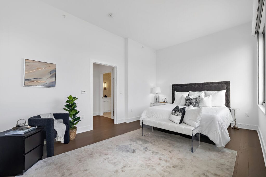 Lekker Studios - 1207 25 | Professional Luxury Photography