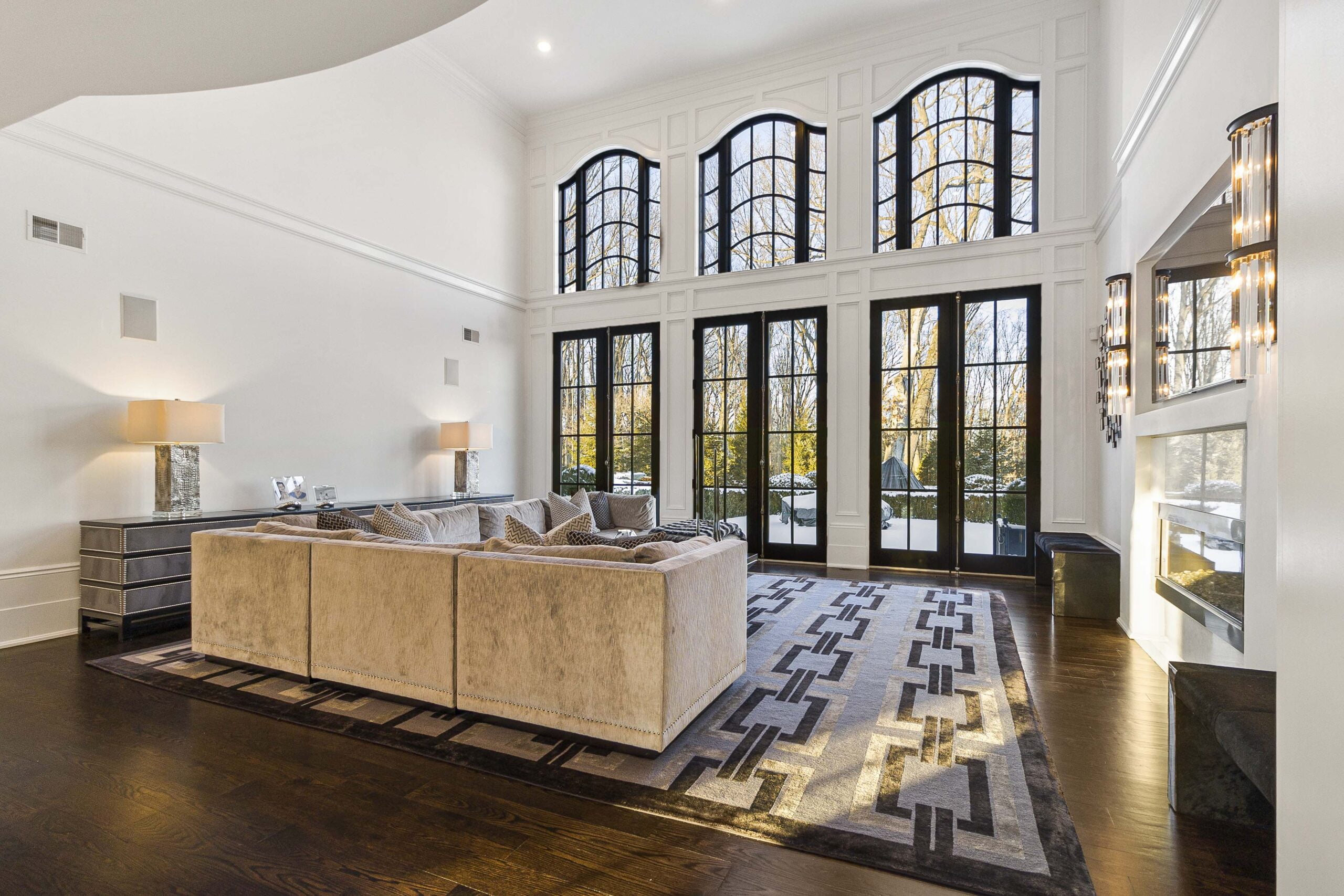 Lekker Studios - 0J6A2883 scaled | Professional Luxury Photography