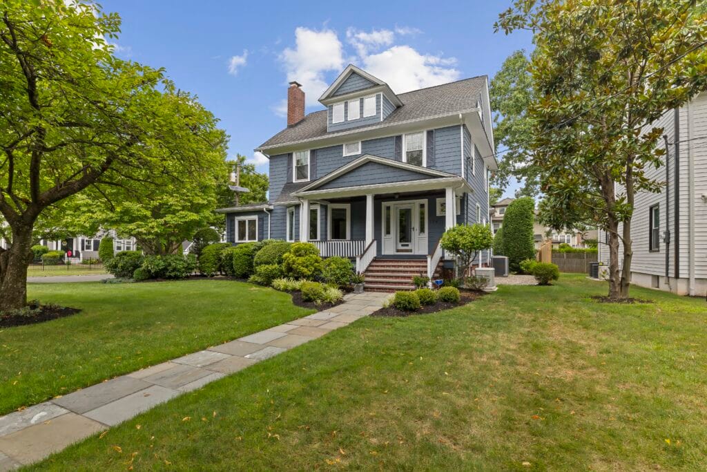 Furnished in Pixels: How Virtual Staging Transforms Vacant Listings